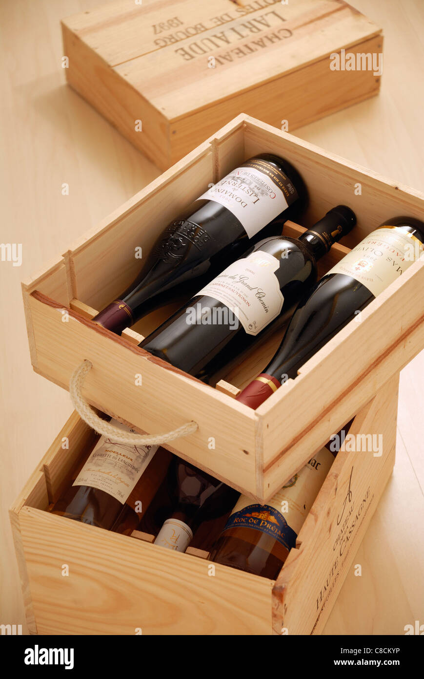 Bottle cases hires stock photography and images Alamy