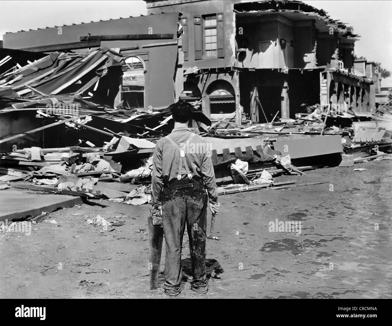 BUSTER KEATON STEAMBOAT BILL JR. (1928 Stock Photo Alamy