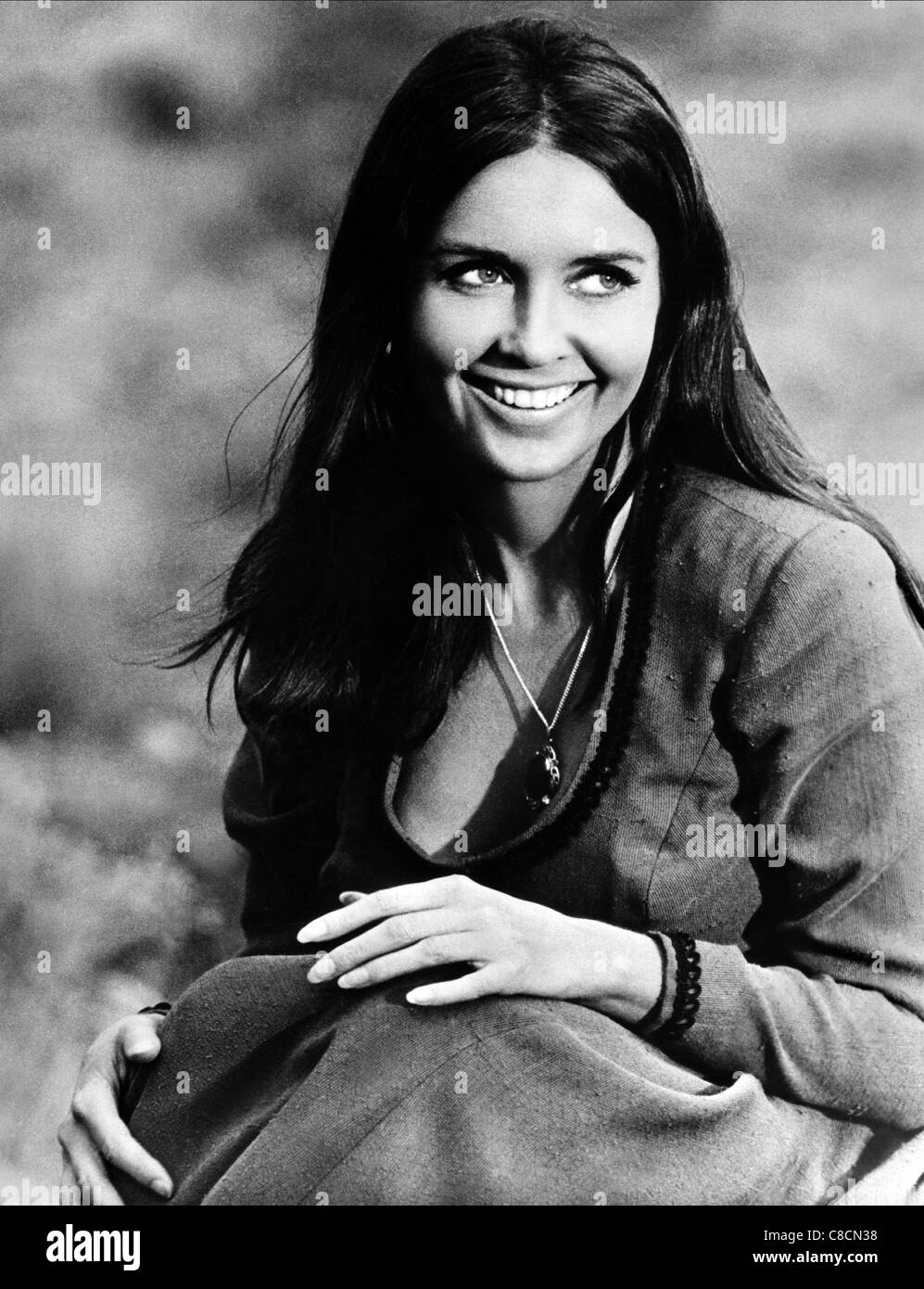 Anjanette Comer