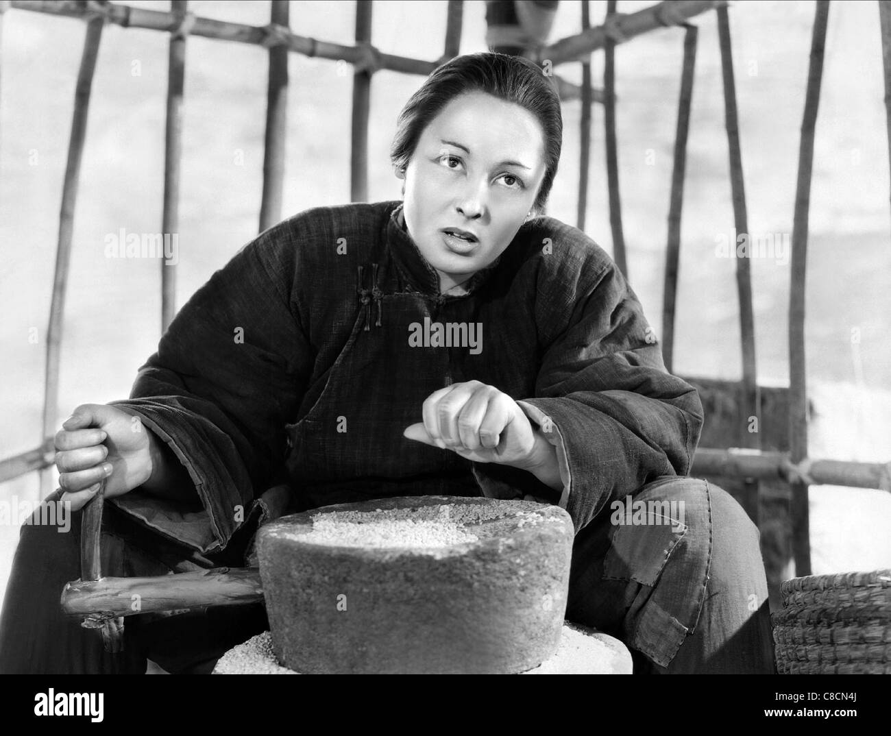 LUISE RAINER THE GOOD EARTH (1937 Stock Photo - Alamy