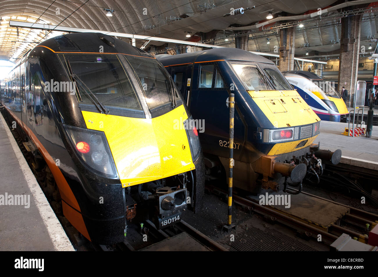 Trains waiting at London Kings Cross Railway Station, England Stock Photo Alamy Trains waiting at London Kings Cross Railway Station, England Stock Photo Alamy