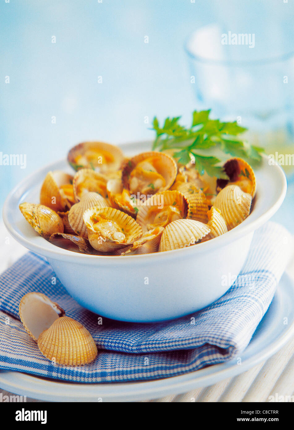 cockles in wine Stock Photo
