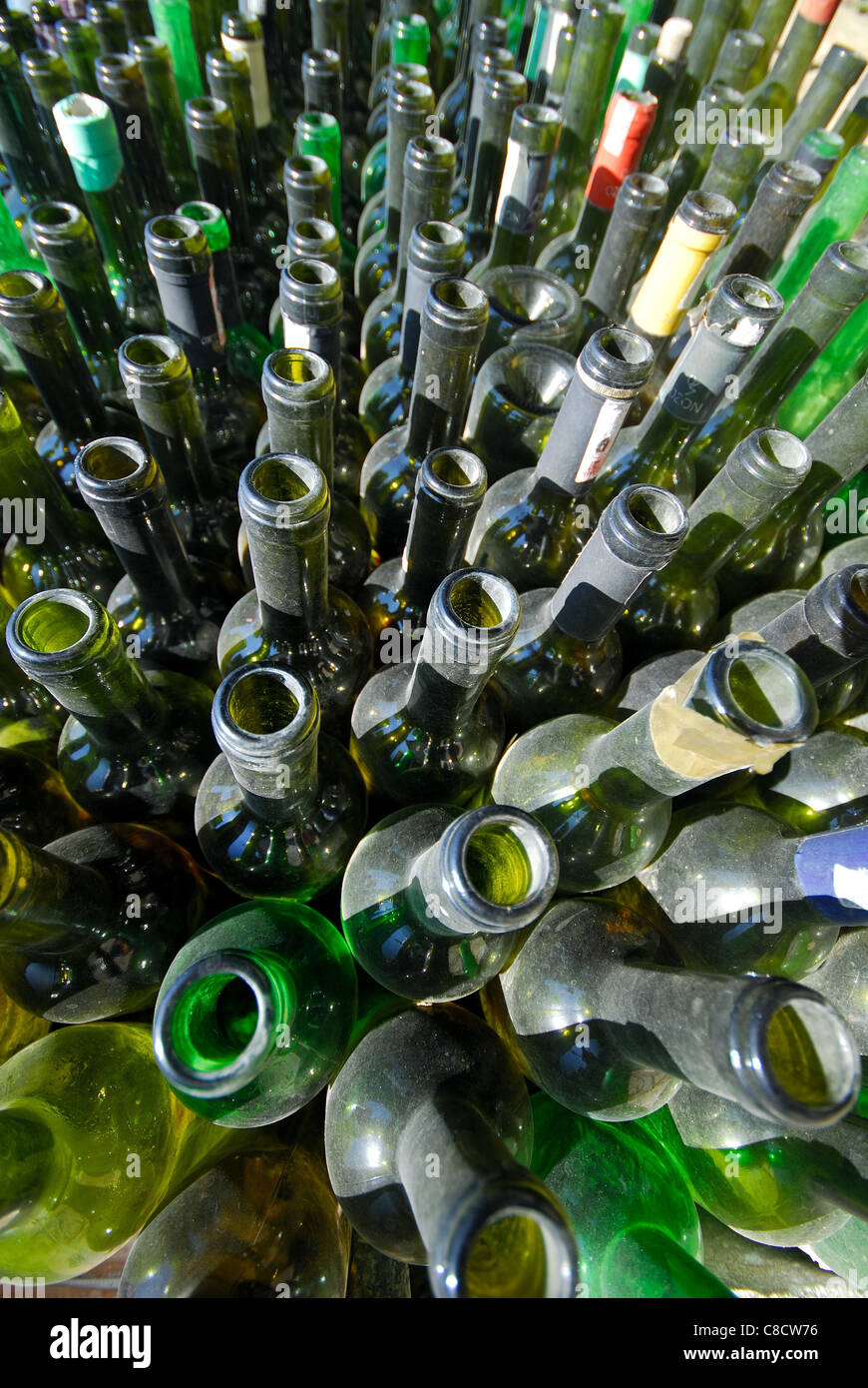 Empty wine bottles hi-res stock photography and images - Alamy