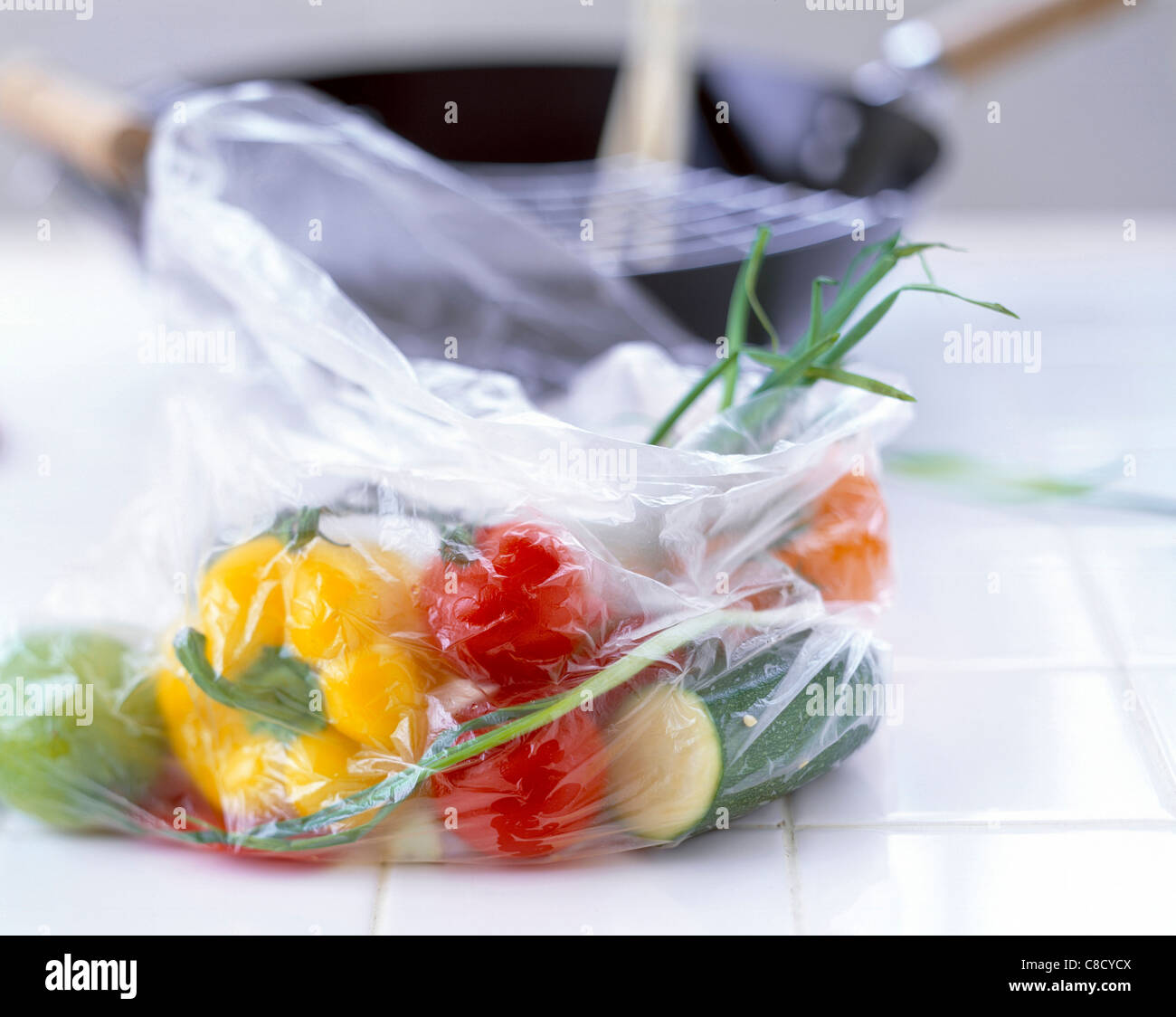 Plastic wrapping vegetables hi-res stock photography and images - Alamy