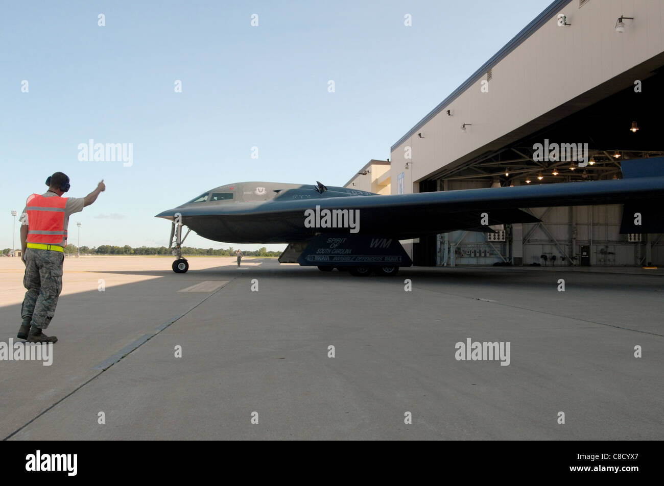 B 2 Spirit Stealth Bomber "thumbs up" to B2 Spirit pilots after