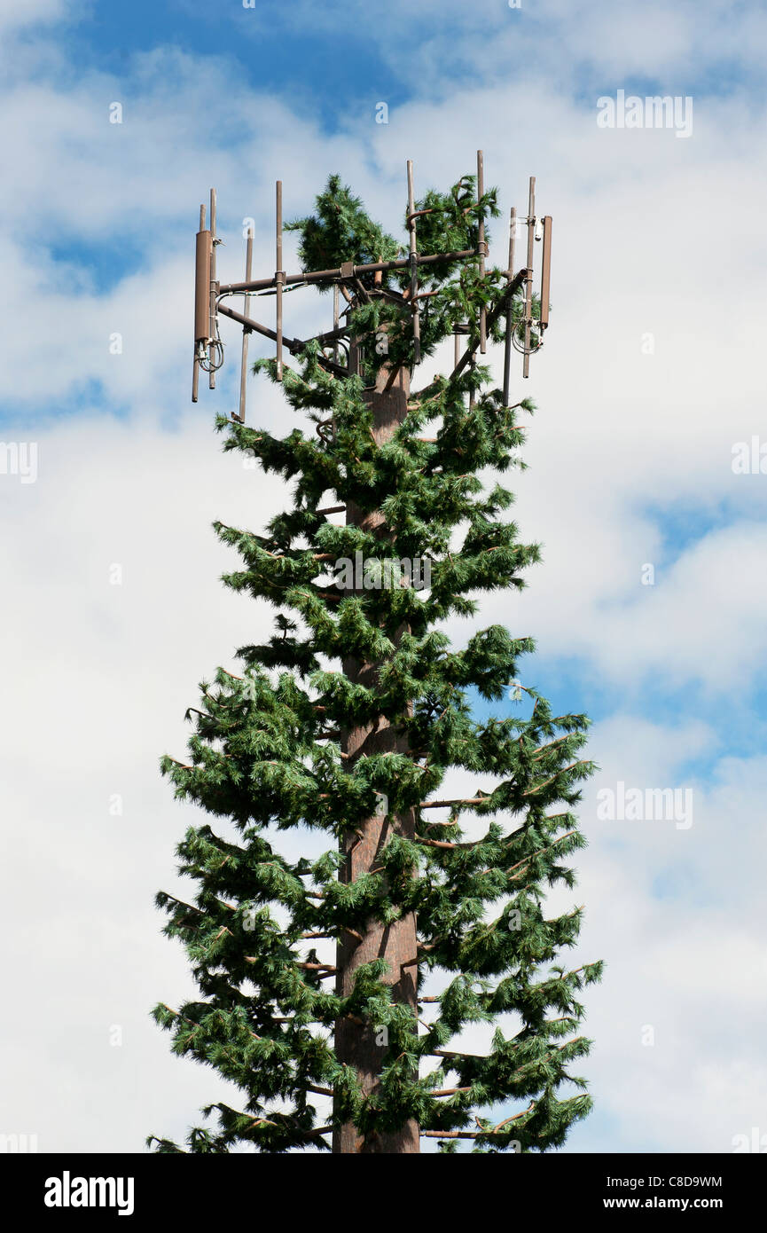 Cellular antennae hires stock photography and images Alamy