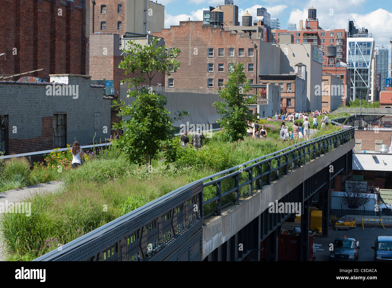 New york city high line park hi-res stock photography and images - Alamy