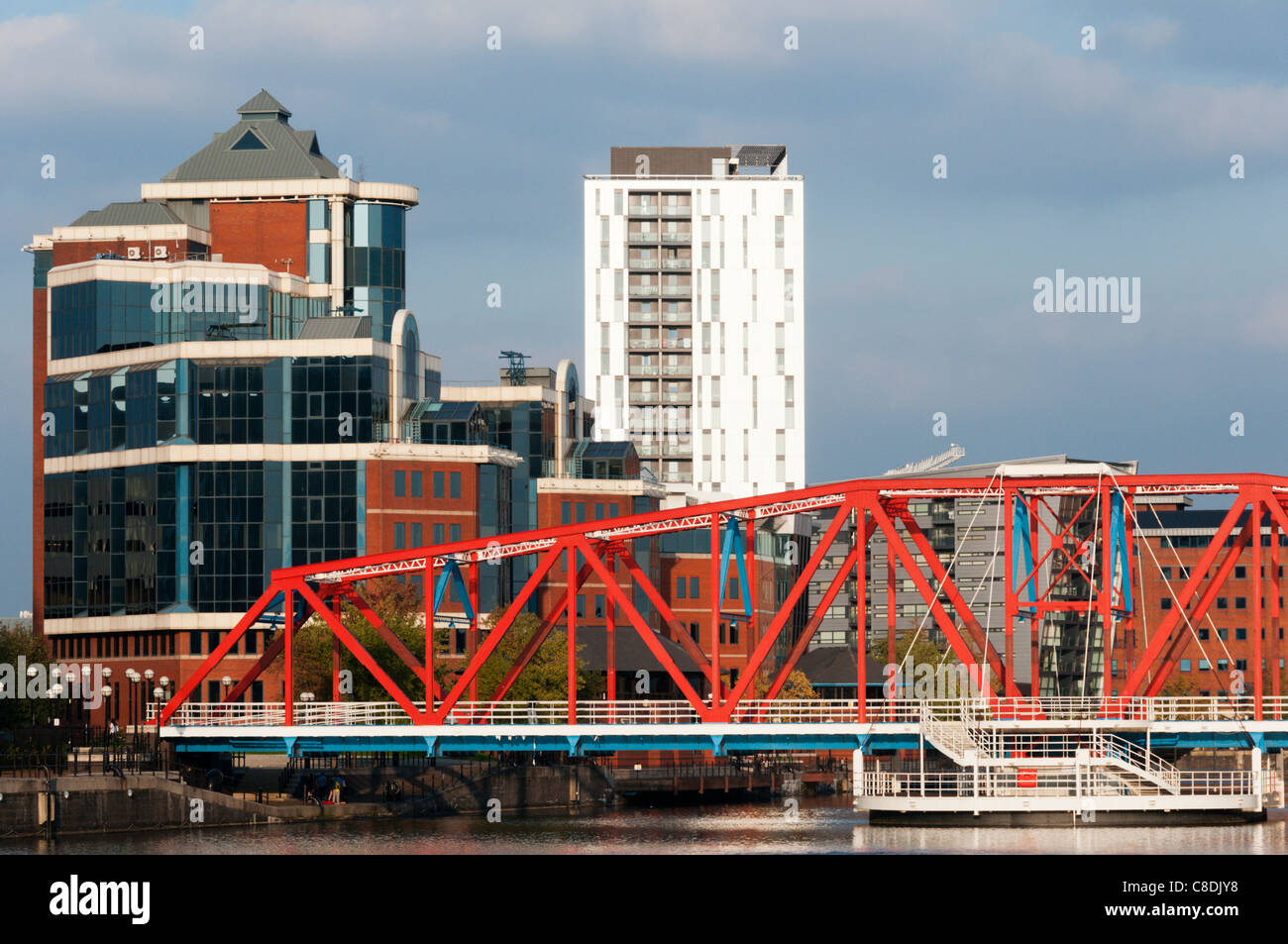 The Victoria office building and Detroit Bridge, Salford Quays, Greater
