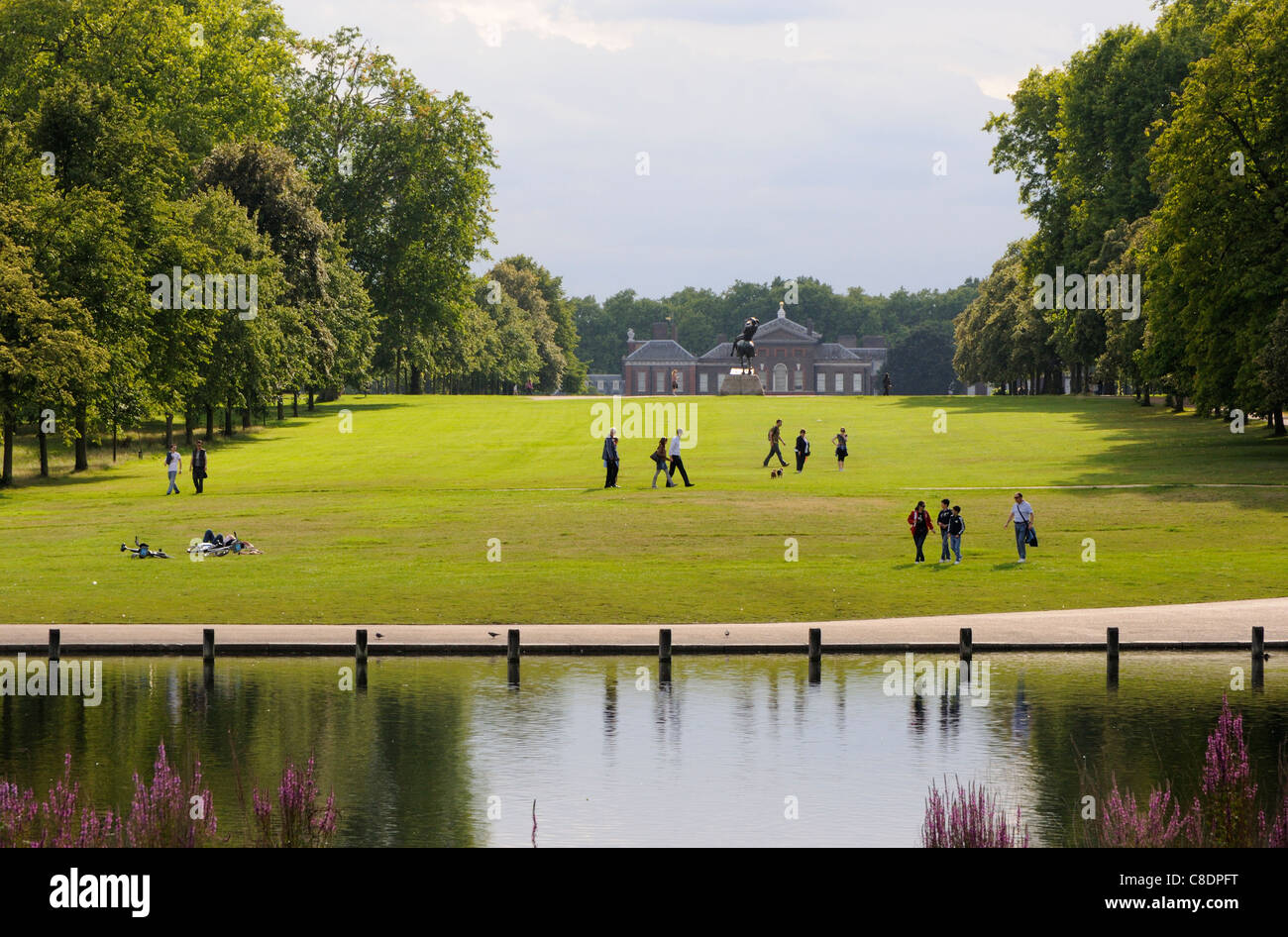 British summertime hyde park hires stock photography and images Alamy