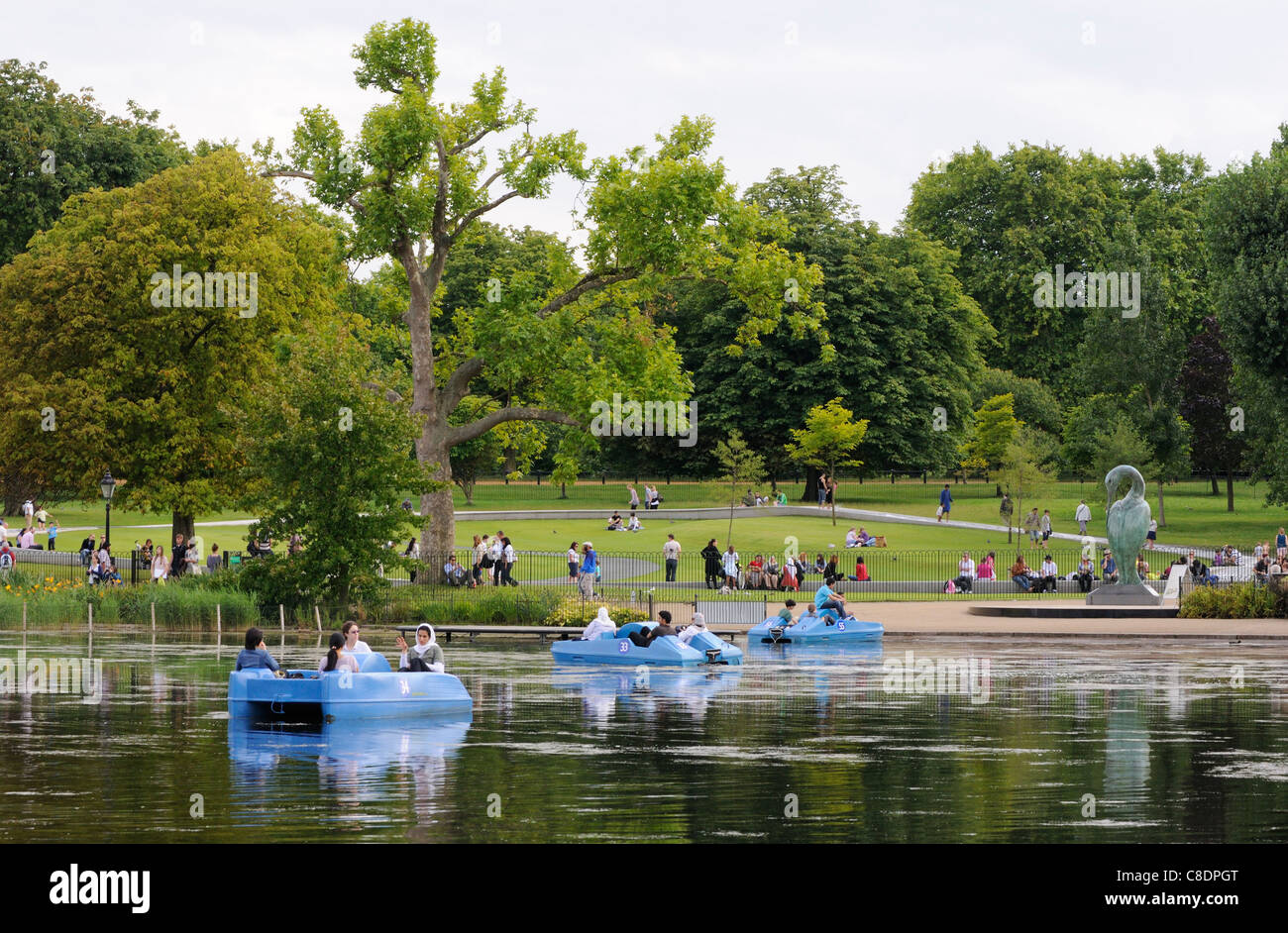 People boating on the Serpentine Lake, Hyde Park, London Stock Photo