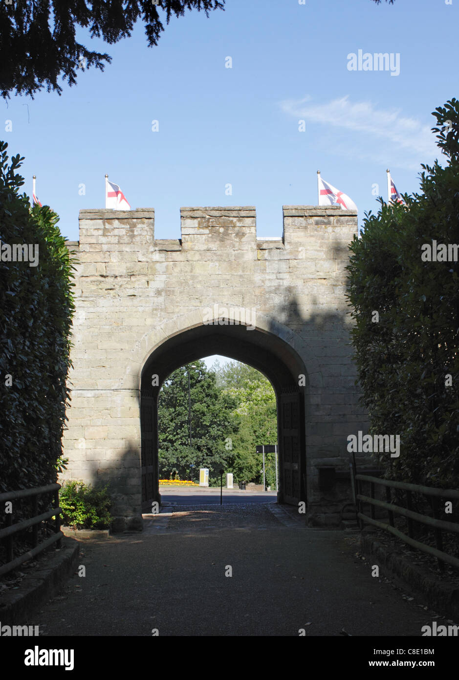 Gate to Warwick Castle off Banbury Road Stock Photo