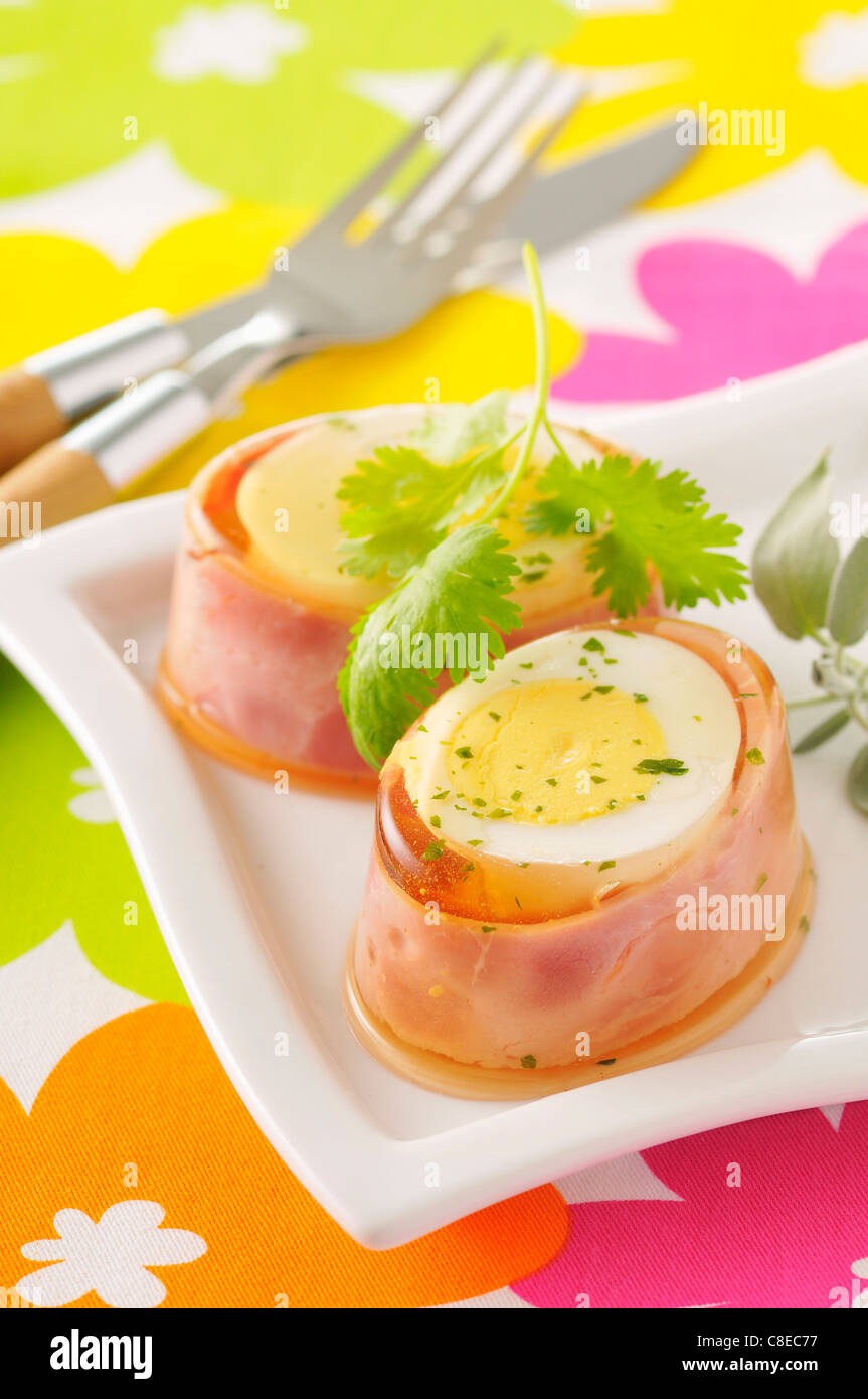 Eggs in aspic Stock Photo Alamy