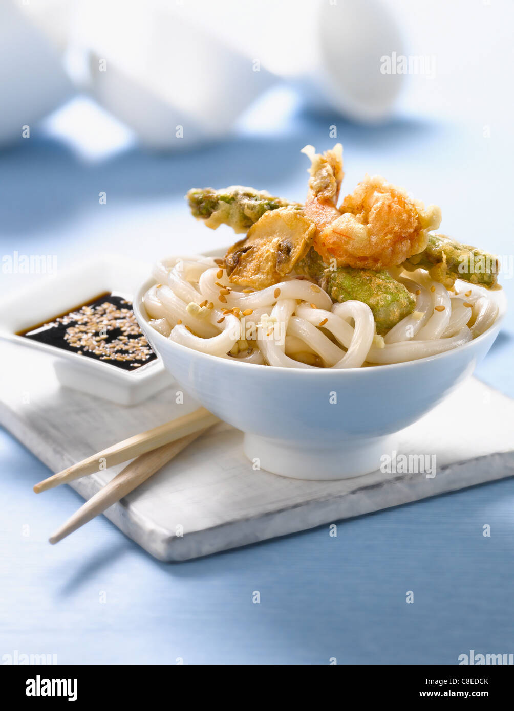 Udon pasta with vegetable and shrimp Tempuras Stock Photo Alamy
