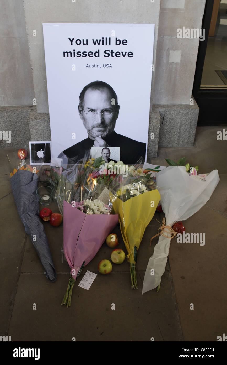 Steve Jobs memorial outside Apple's Covent Garden store in London. Stock Photo