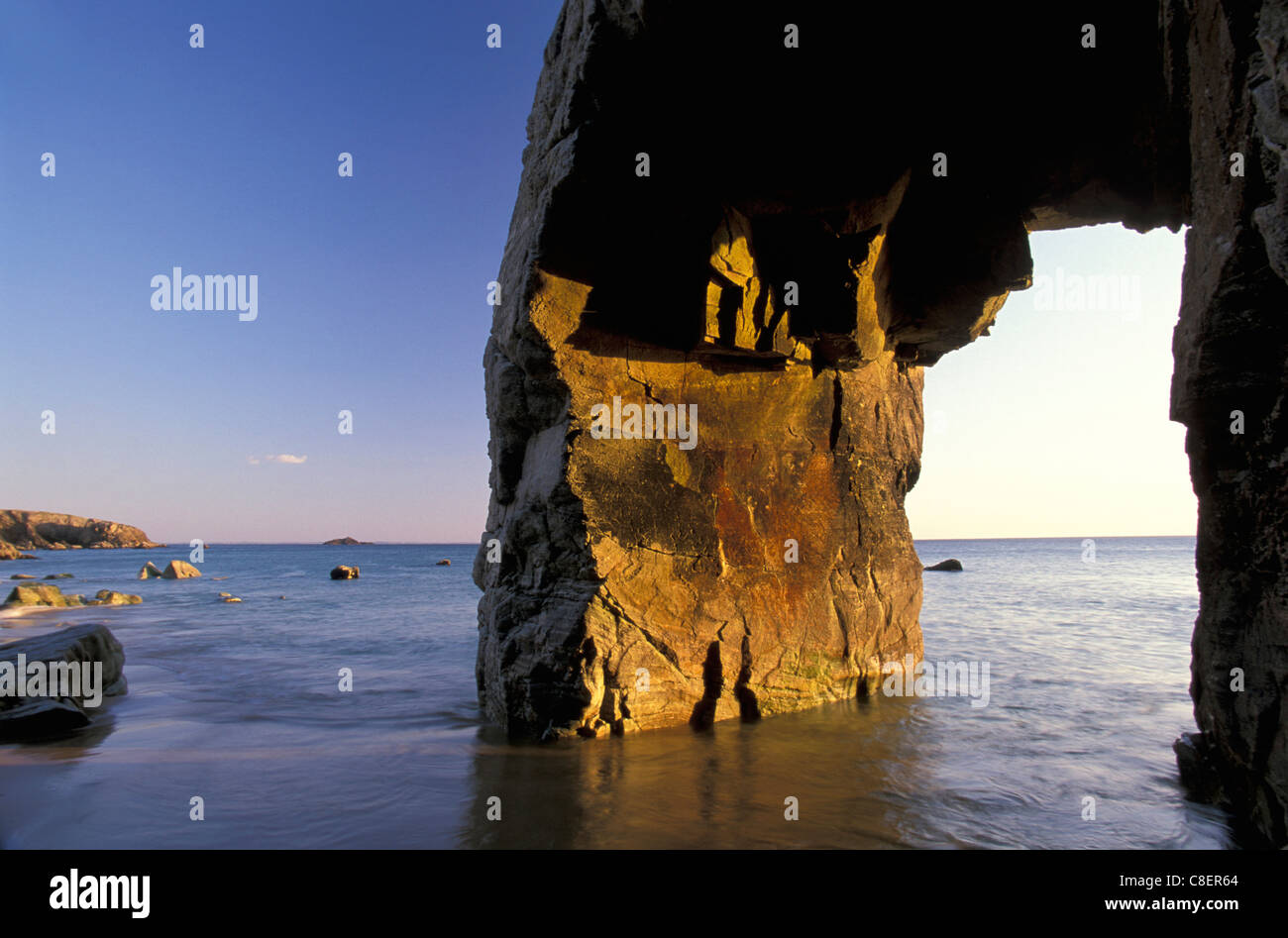 Rock Arch, L'Arch, Cote Sauvage, Presqu'ile de Quiberon, Brittany, Bretagne, France, Europe, sea Stock Photo