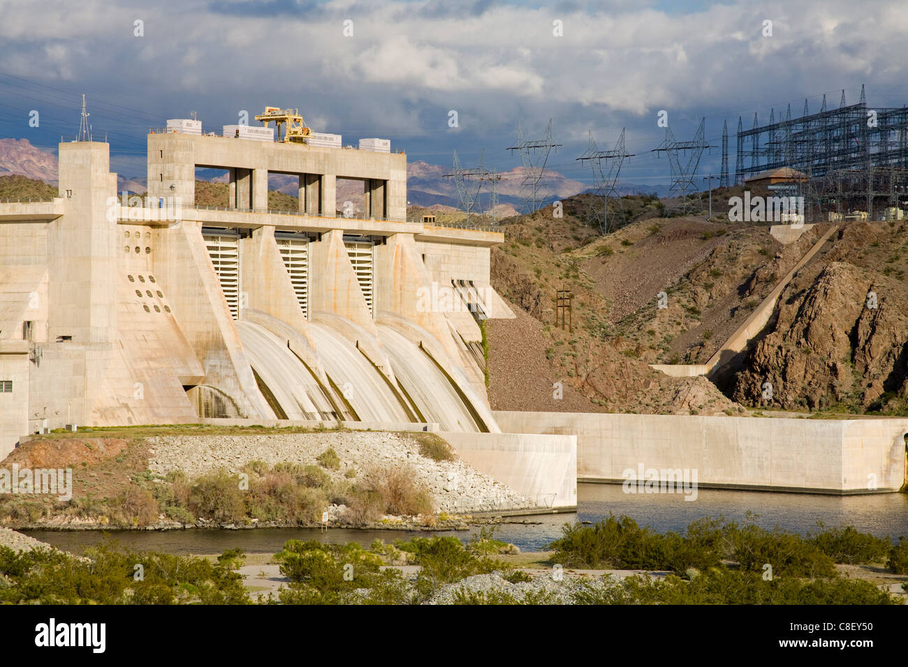 Davis Dam High Resolution Stock Photography and Images Alamy