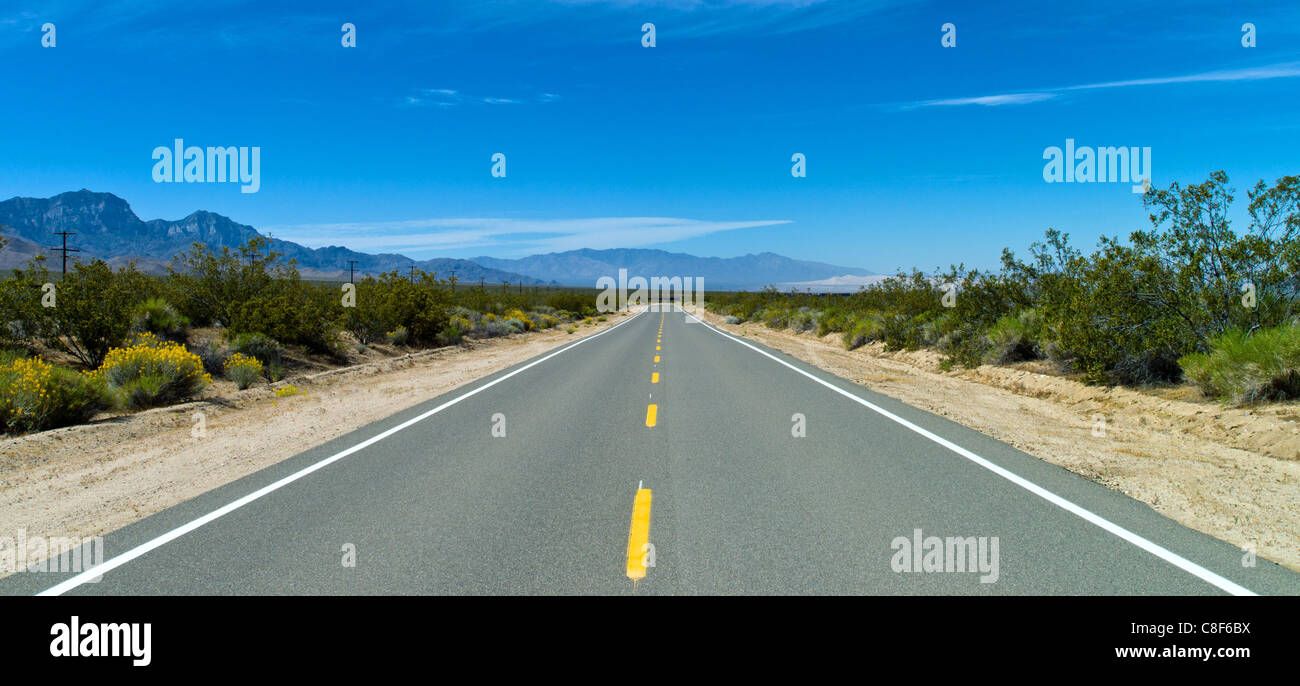 U.S.A. California, the Route 66 near the Mojave National Reserve Stock Photo
