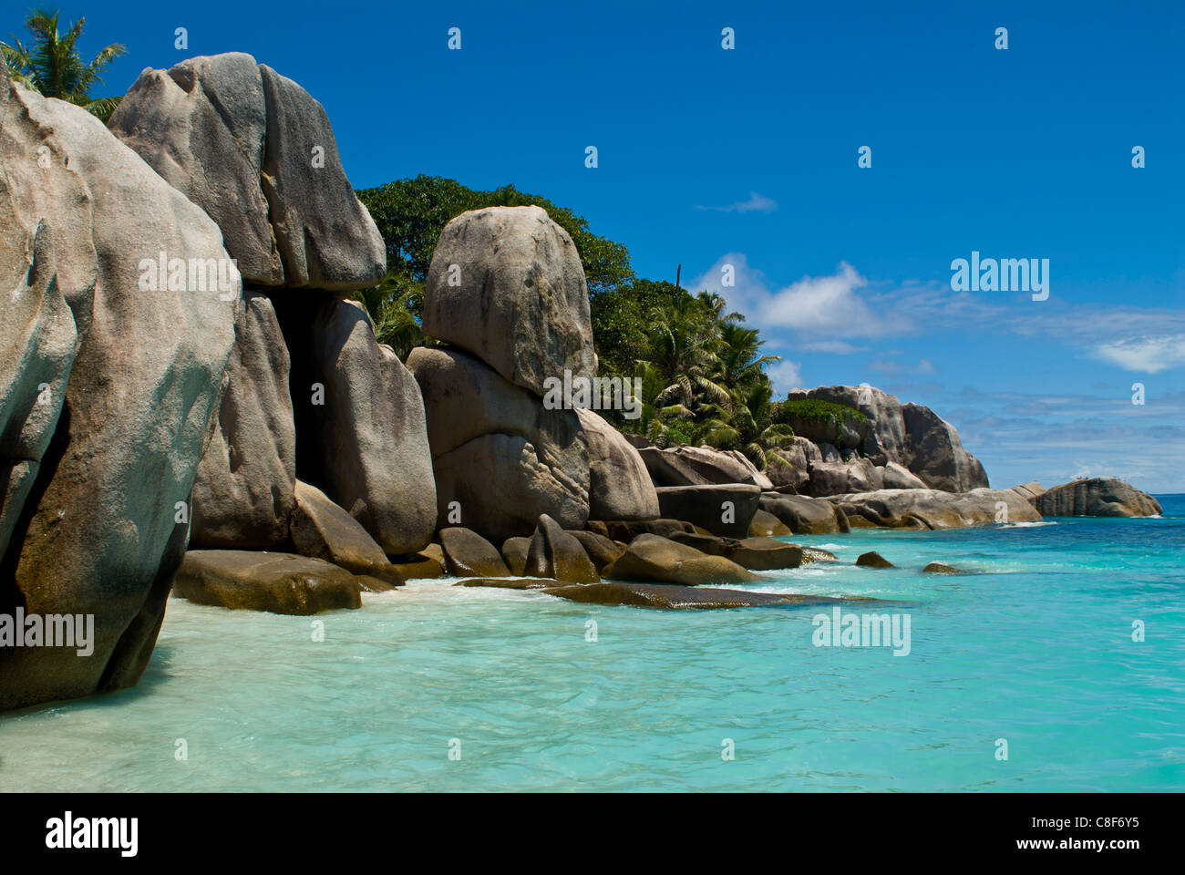 E Coco Rocks Granite rocks at Ile de Coco, Seychelles, Indian Ocean Stock Photo - Alamy