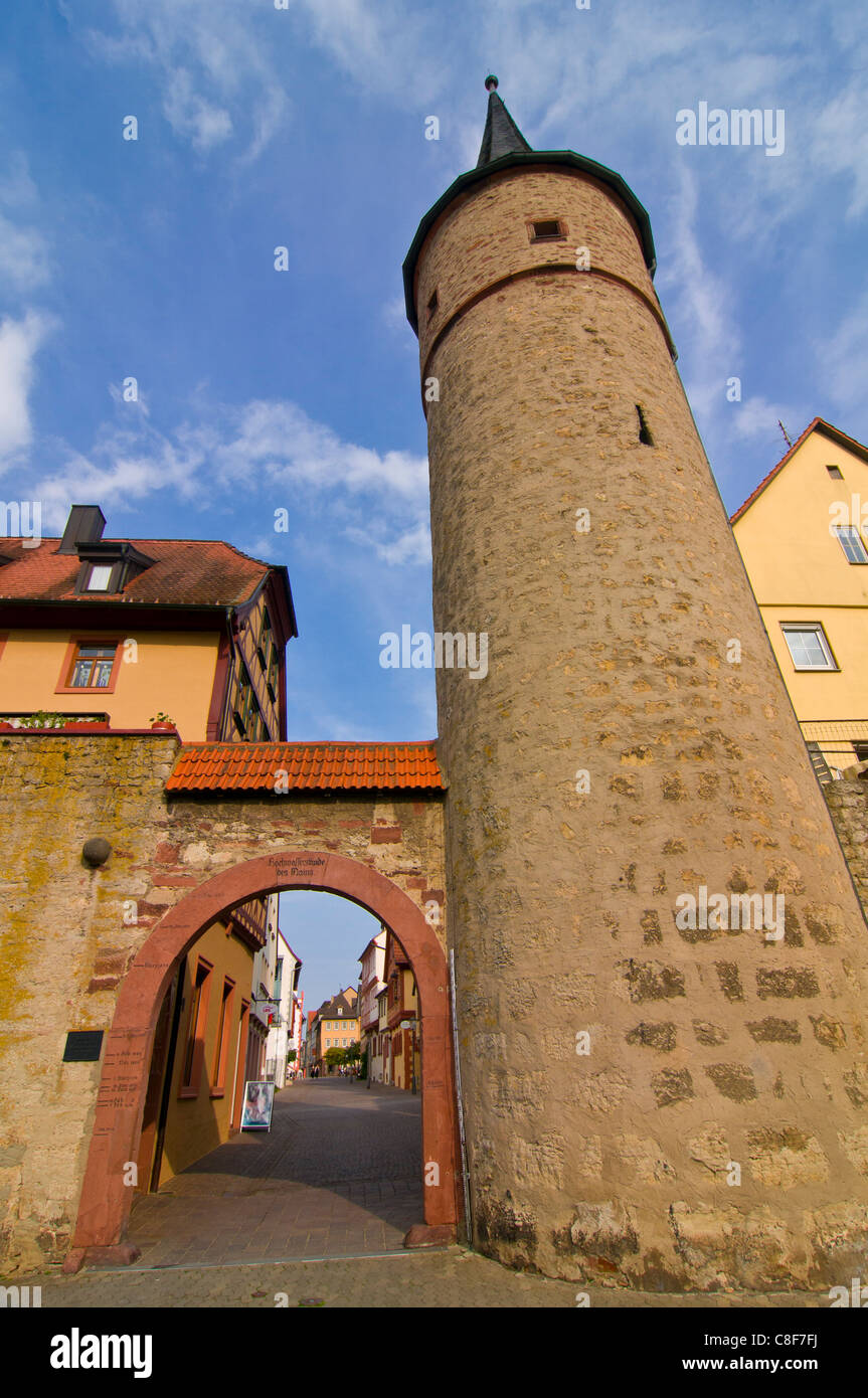 Old tower and entrance gate to the town of Karlstadt am Main, Main-Spessart district, Franconia, Bavaria, Germany Stock Photo