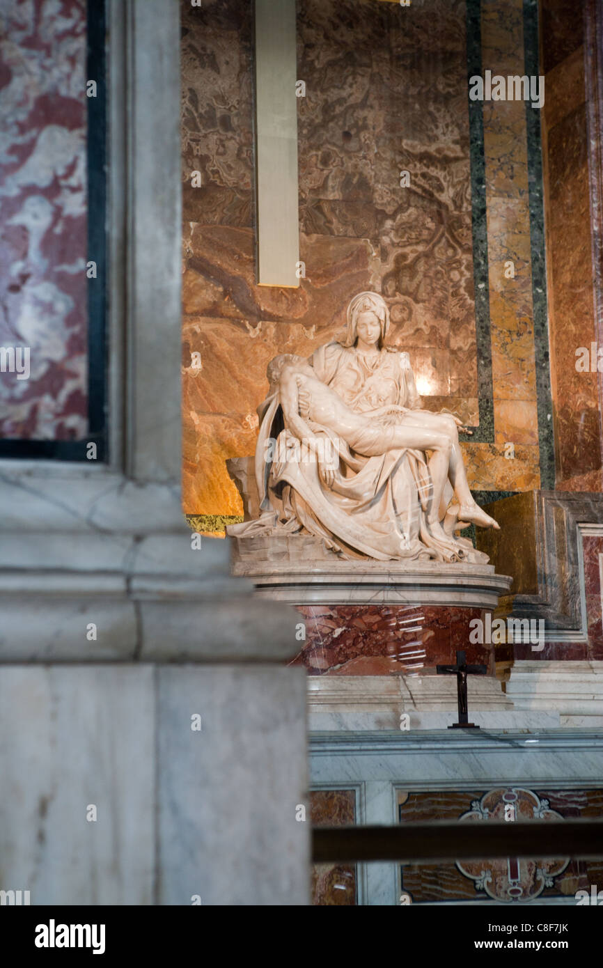 Michelangelo's Pieta in St Peter's basilica interior Vatican Rome Stock ...