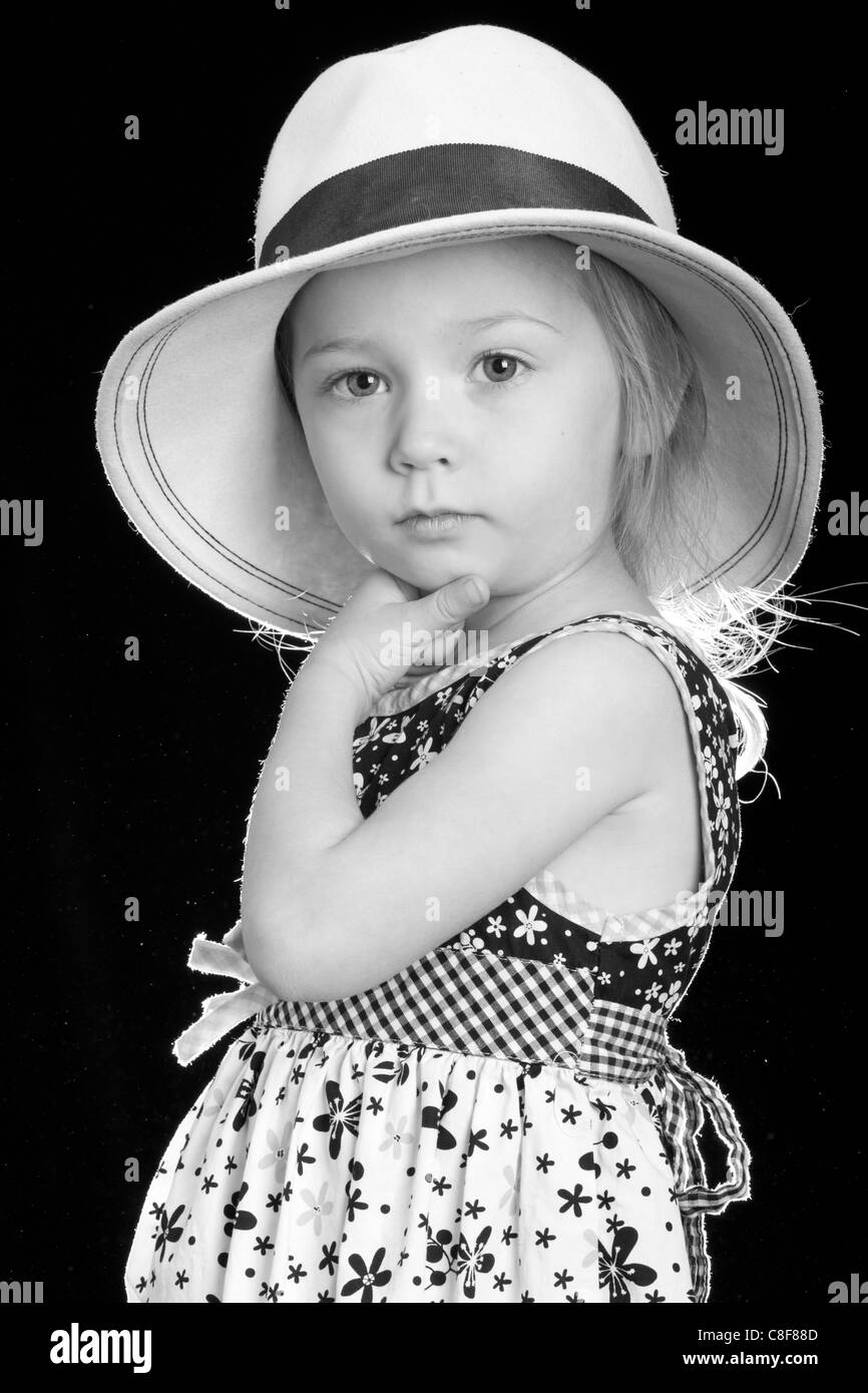 Smiling caucasian girl child Black and White Stock Photos & Images - Alamy