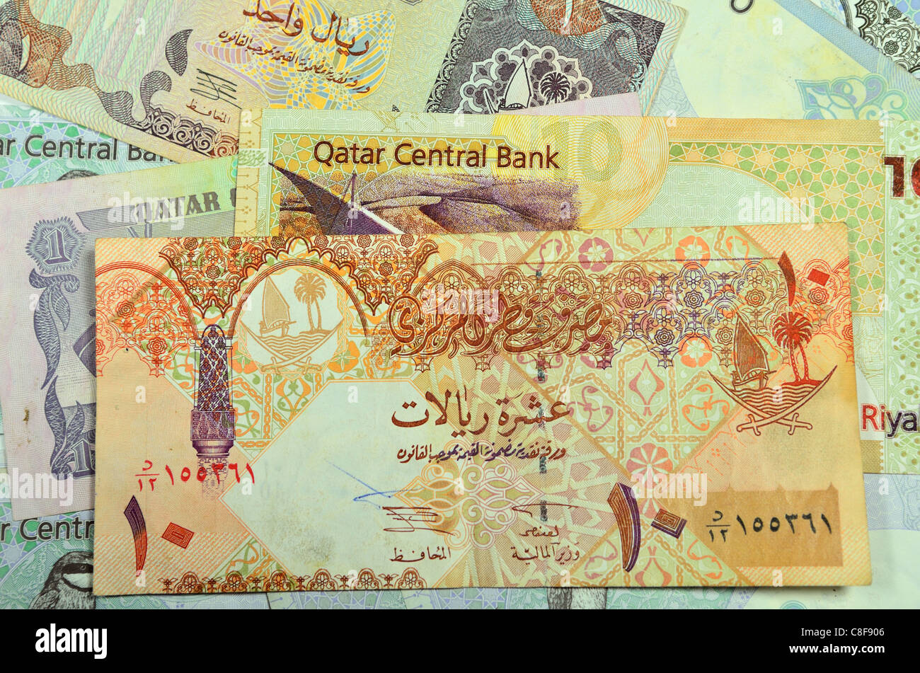 Qatar currency hires stock photography and images Alamy