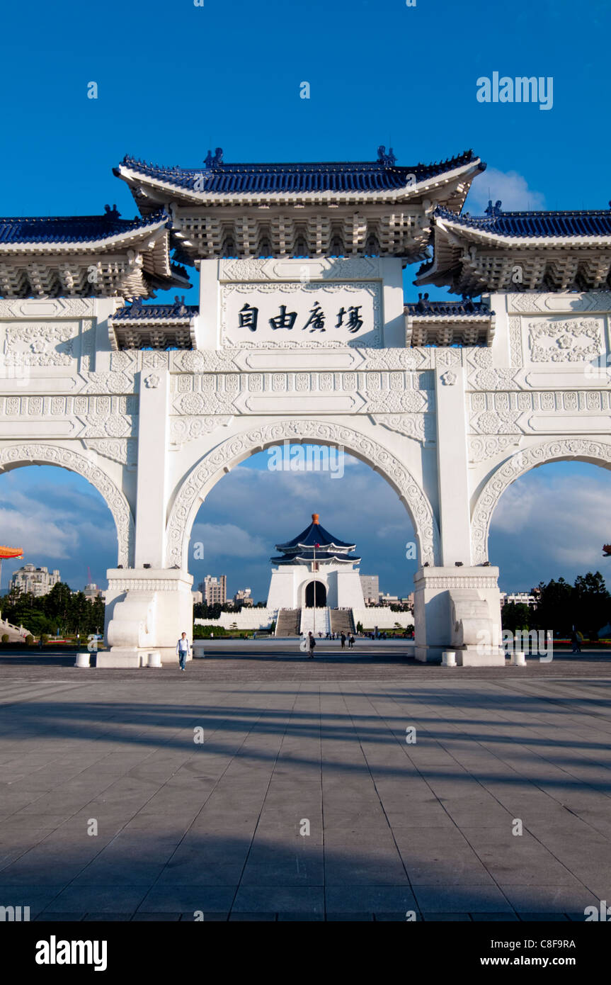 Chiang Kai Shek Memorial Hall Arch, Taipei, Taiwan Stock Photo