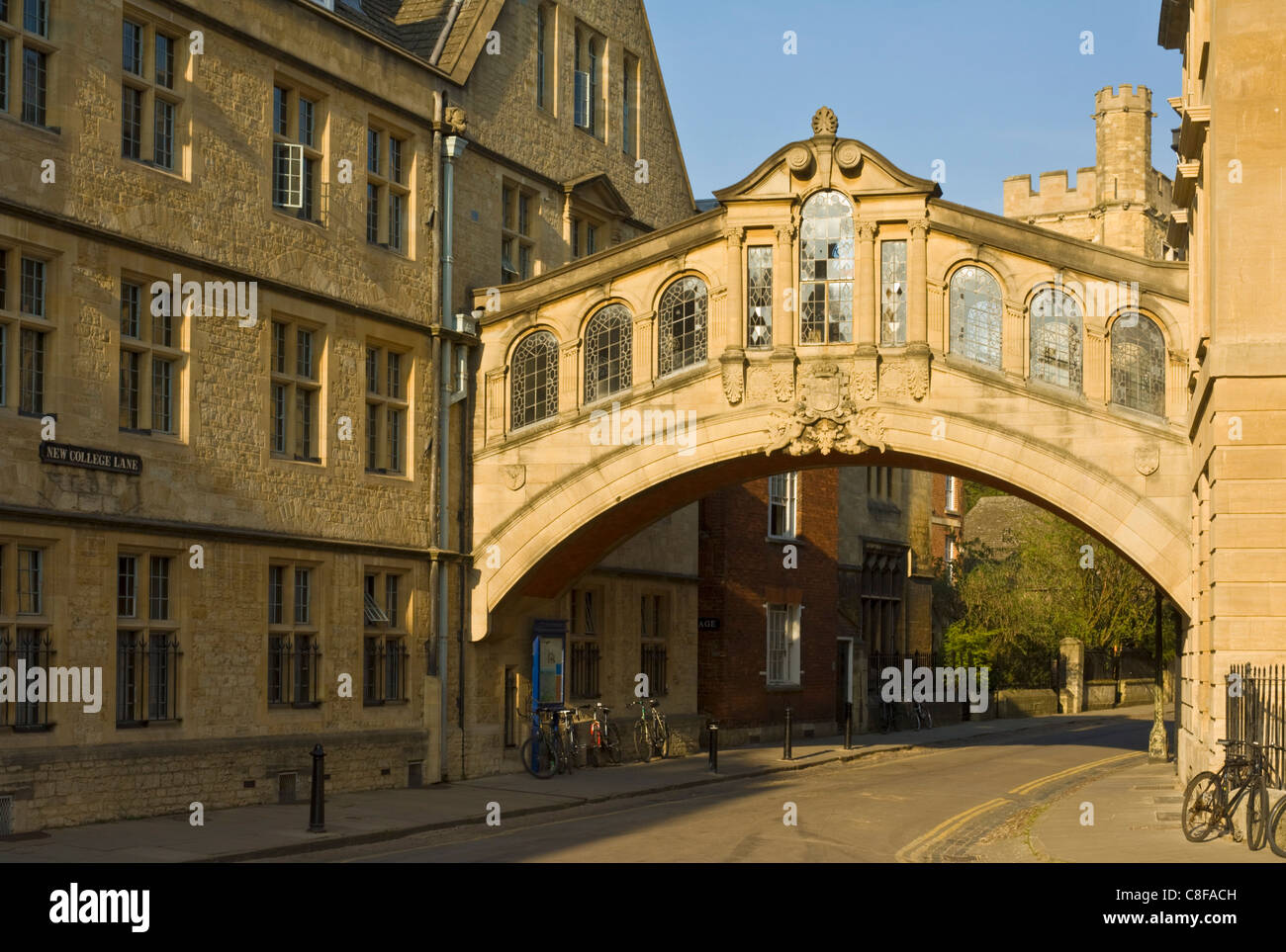 The Bridge of Sighs archway linking two buildings of Hertford College, New College Lane, Oxford, Oxfordshire, England,UK Stock Photo