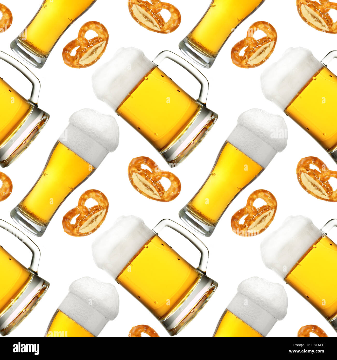 Seamless pattern - Beer mugs over white background Stock Photo - Alamy