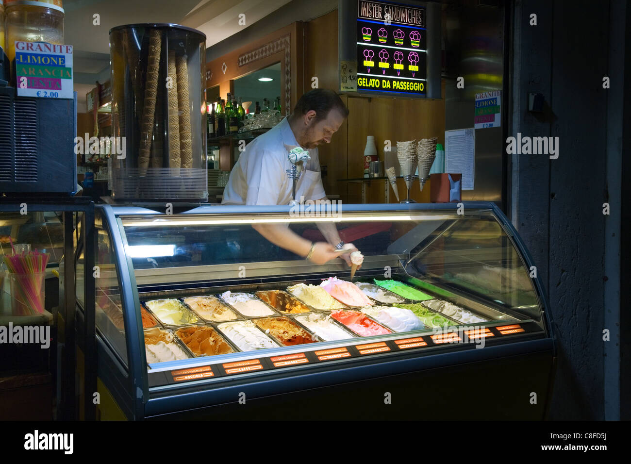 Icecream shop, Venice, Italy Stock Photo Alamy