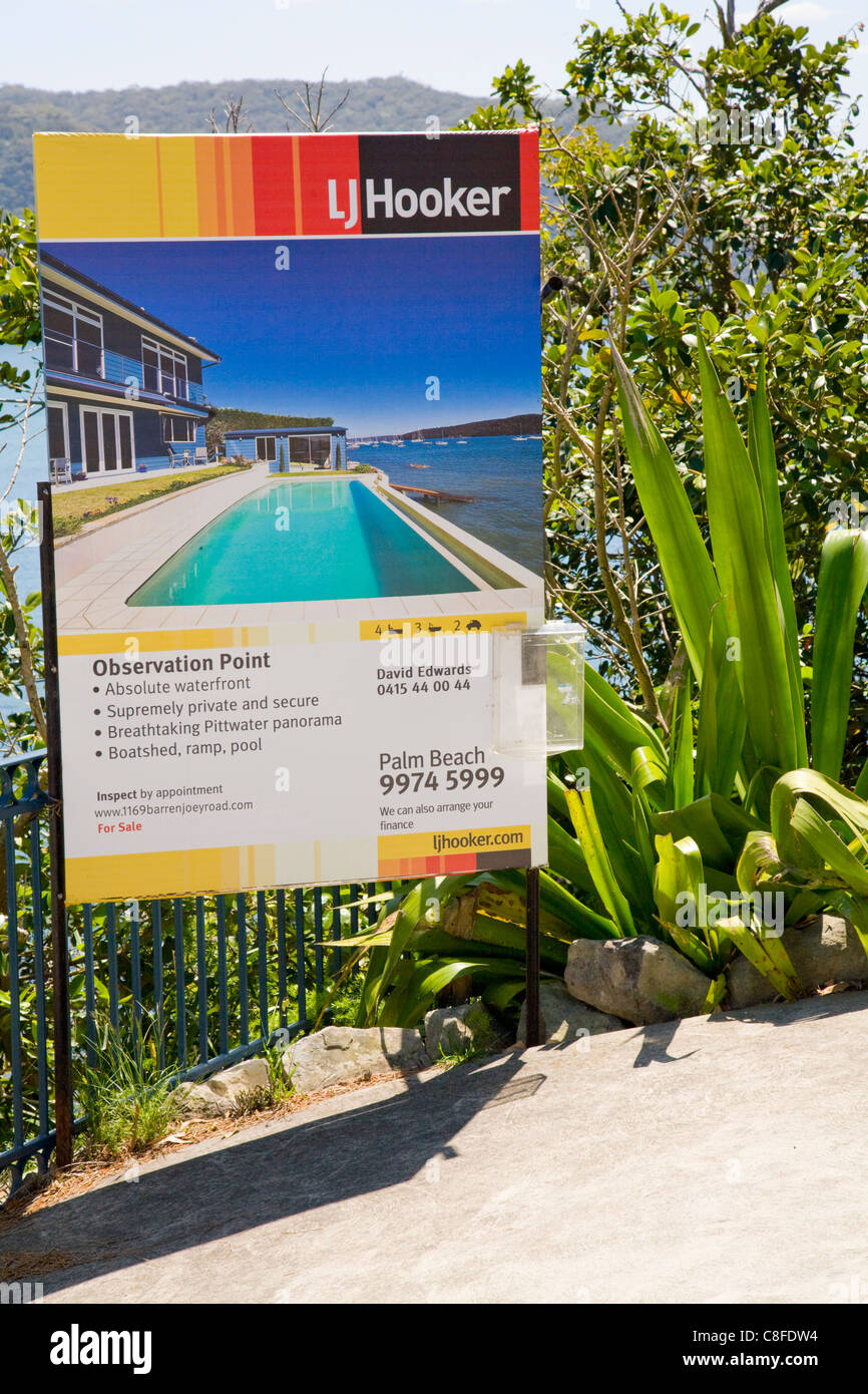 real estate board in palm beach sydney for the sale of an exclusive  property Stock Photo