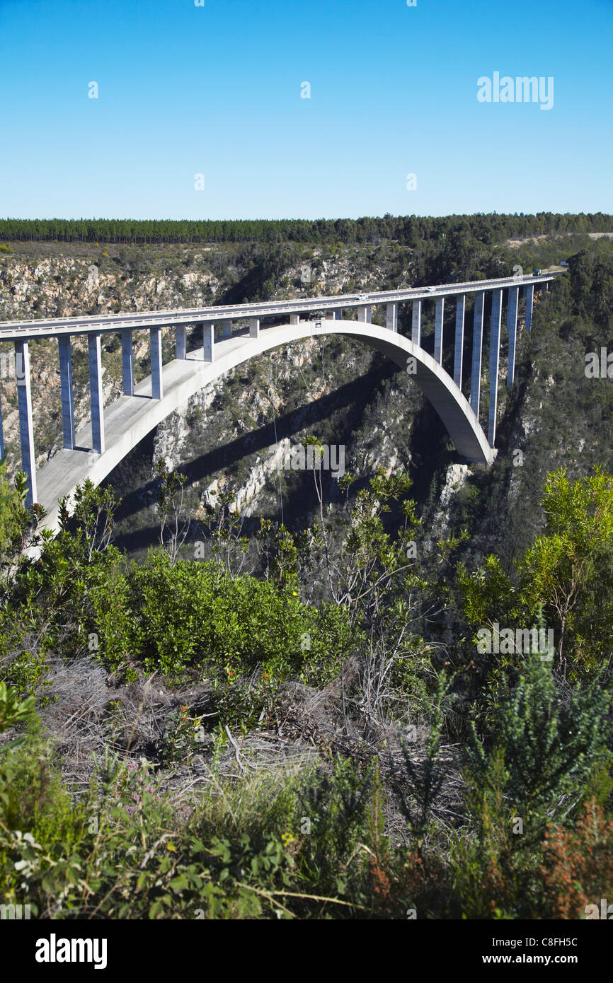 Bloukrans River Bridge, site of world's highest bungy jump, Storms
