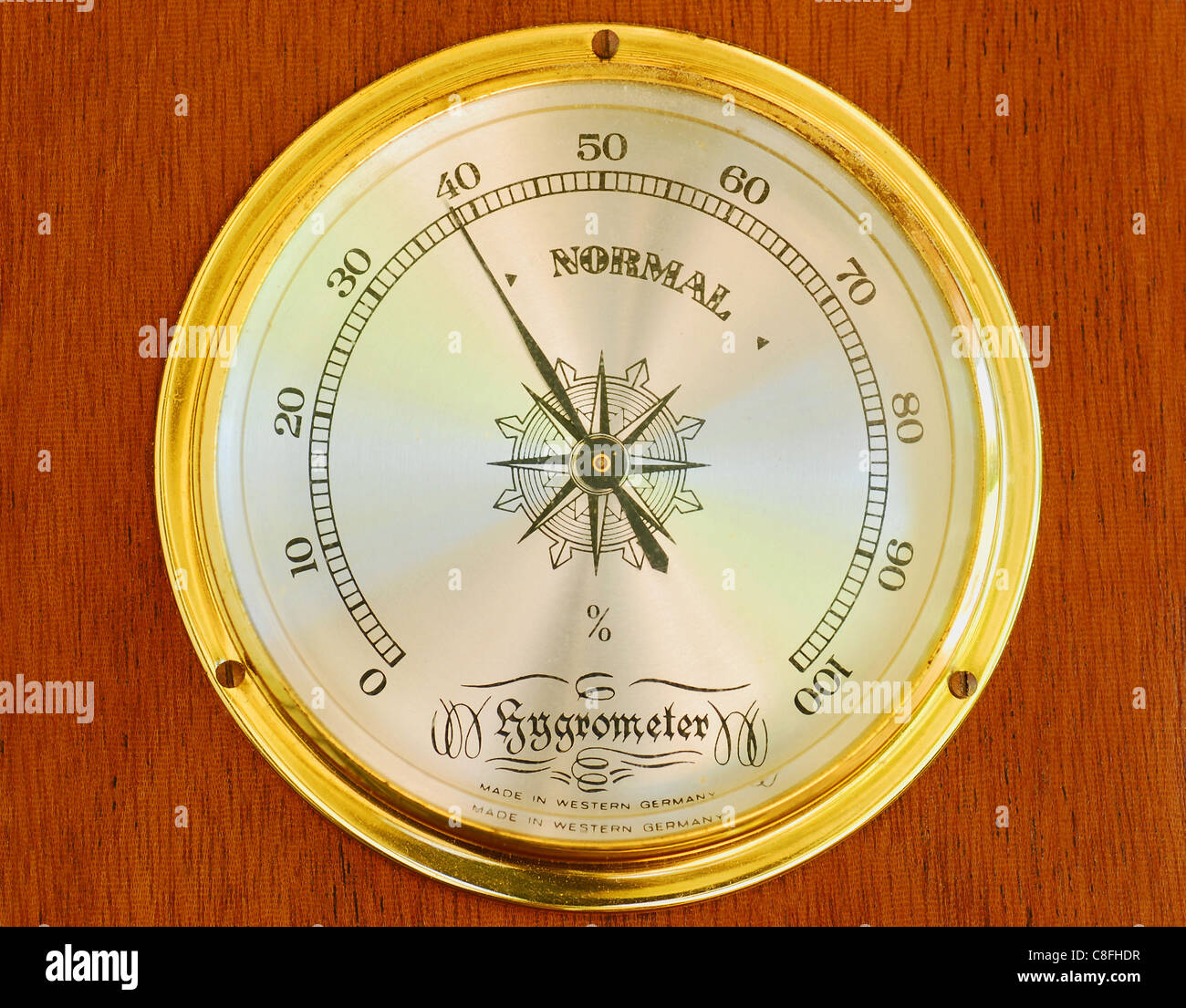 Humidity dial hi-res stock photography and images - Alamy