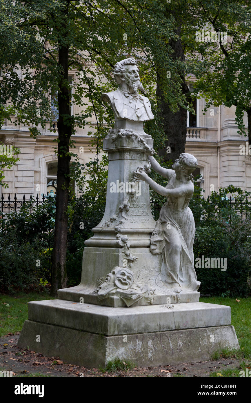 Monument to French poet and dramatist Édouard Pailleron in Parc Monceau, Paris, France Stock Photo