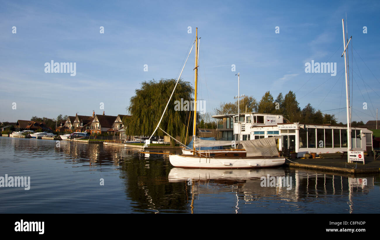 Horning sailing club house Stock Photo Alamy