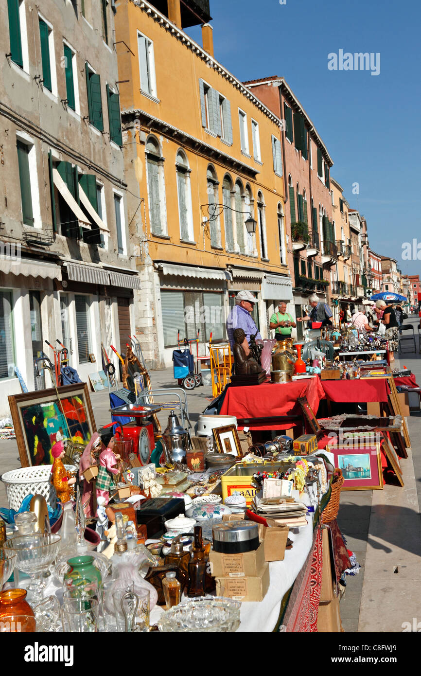 Venice flea market hires stock photography and images Alamy