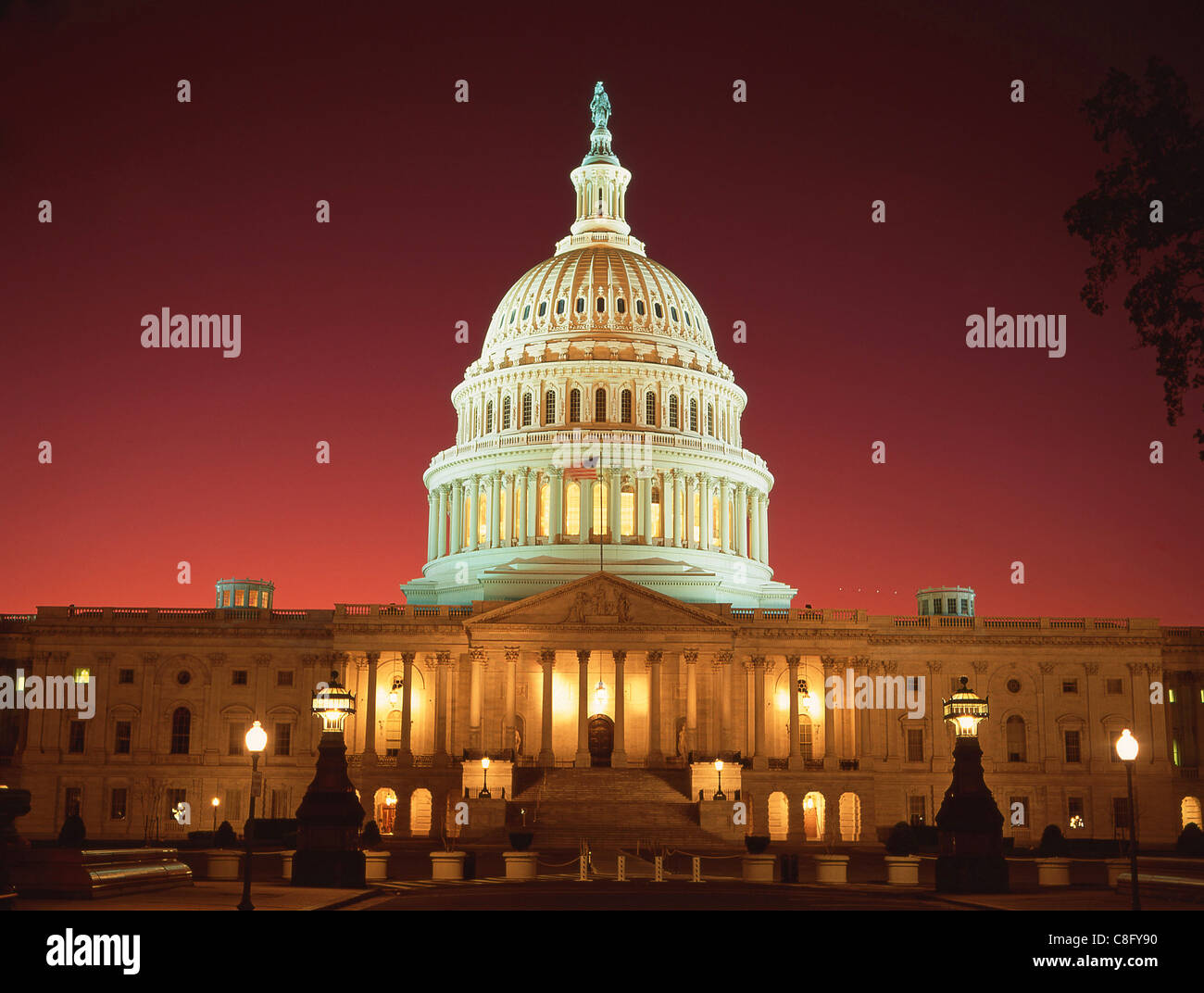 The United States Capitol building at dusk, Capitol Hill, Washington DC, United States of America Stock Photo