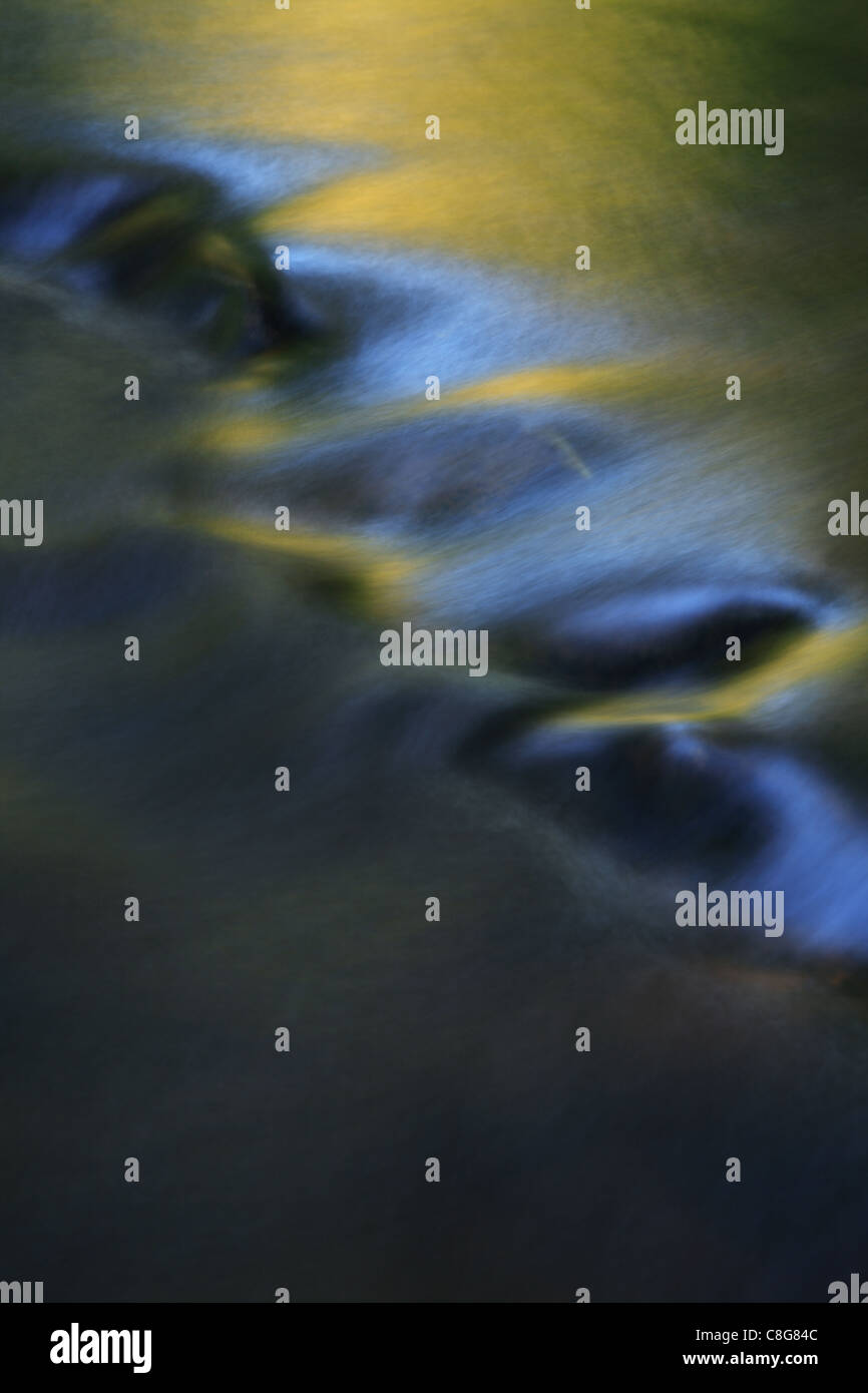 Stream flow of movement hi-res stock photography and images - Alamy