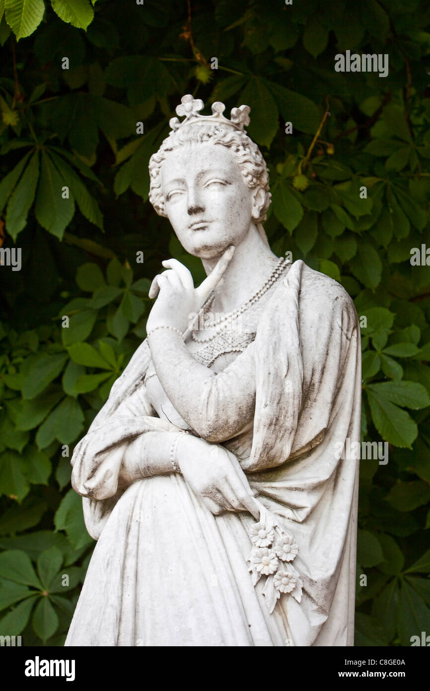 Statue, Jardin du Luxembourg, Paris, France Stock Photo Alamy
