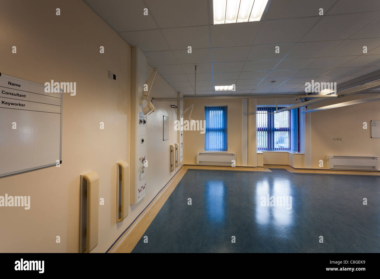 bare empty wards at Royal Bournemouth Hospital Stroke Unit Stock Photo