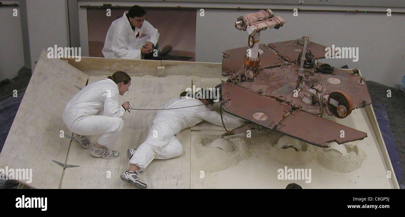 NASA's Jet Propulsion Laboratory team conducted a test with the Mars ...