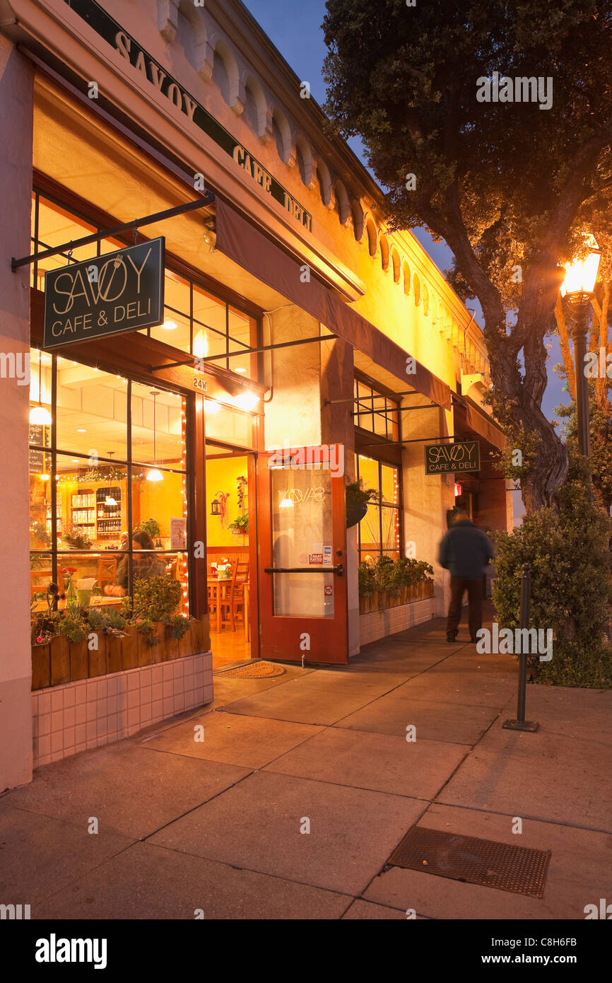 Savoy cafe and deli hires stock photography and images Alamy