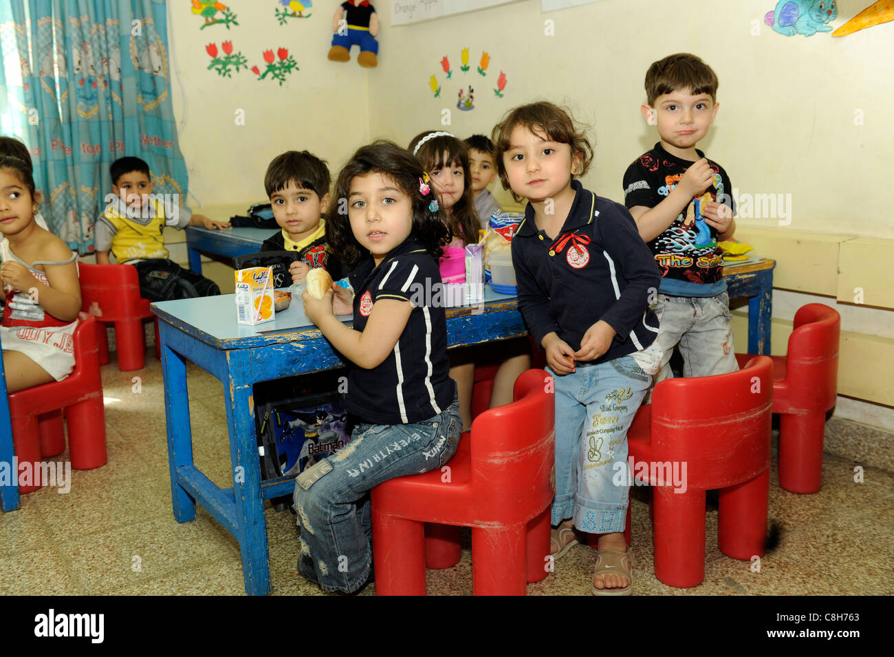 Private school in Baghdad, Iraq where the curriculum goes far beyond the norm in Iraqi public schools Stock Photo