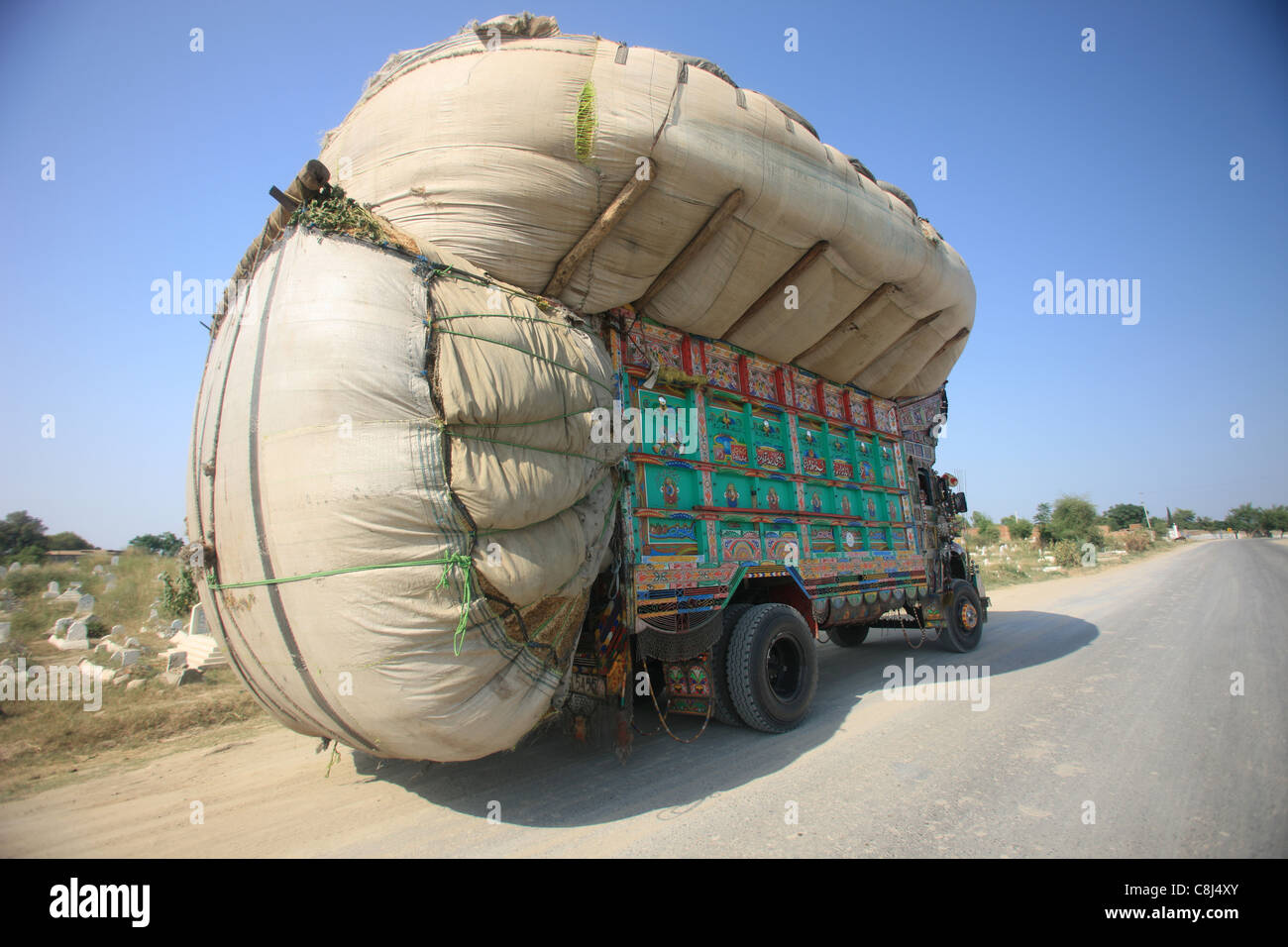 Overloaded truck hi-res stock photography and images - Alamy