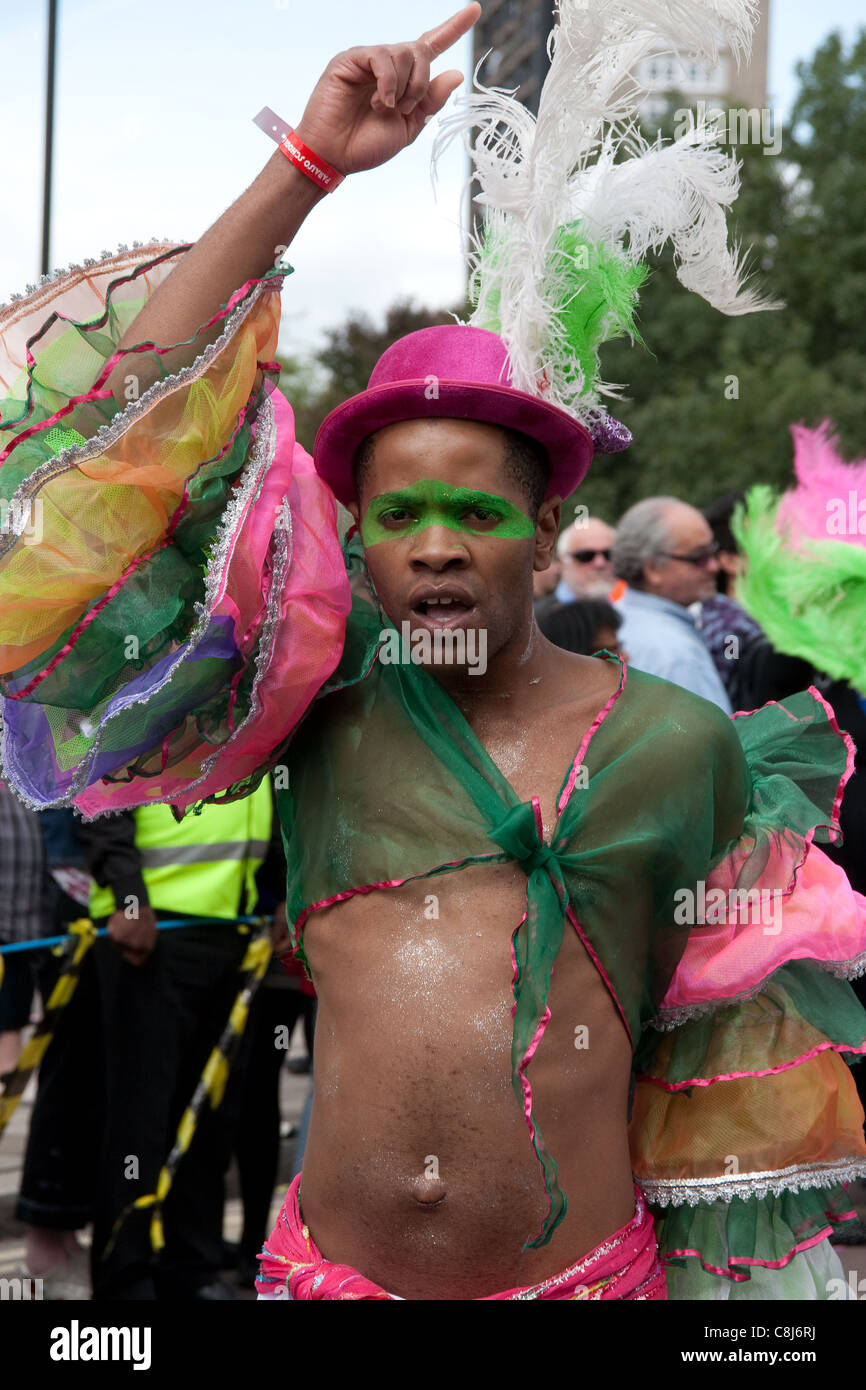 Male carnival dancer dancing hi-res stock photography and images - Alamy