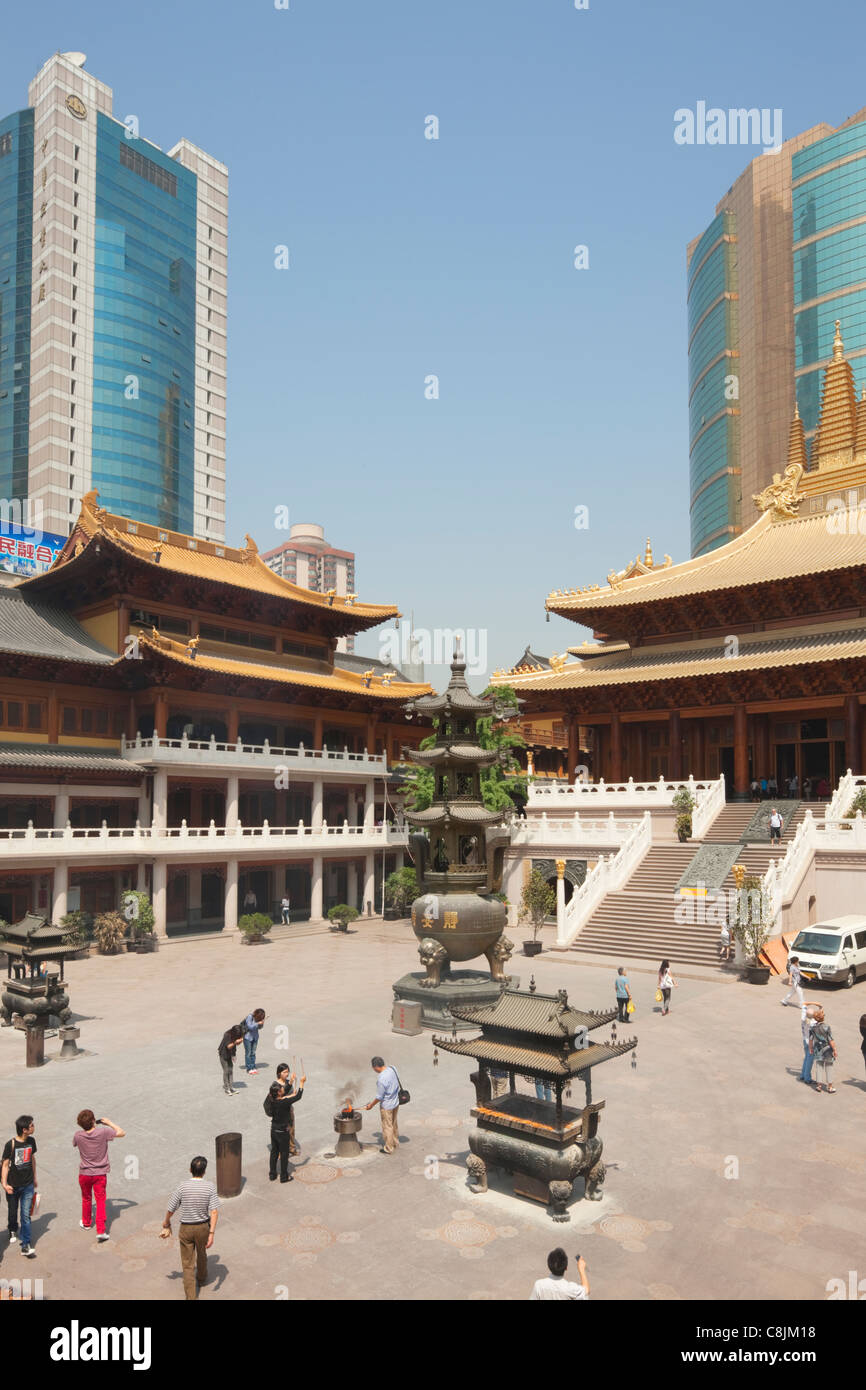 Jing'an temple; Shanghai; China Stock Photo