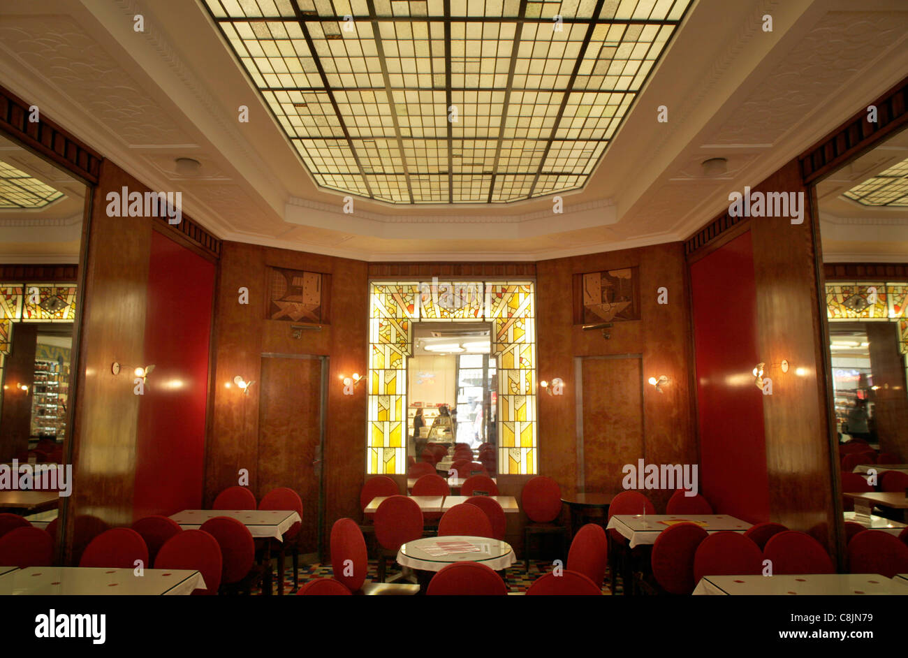Le Grand Cafe a famous art deco cafe in Reims France Stock Photo Alamy