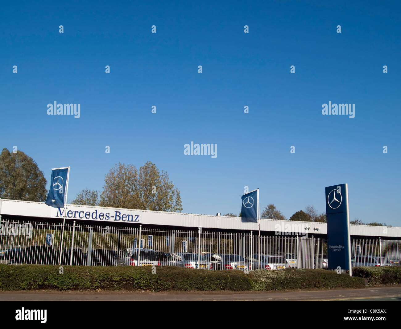 Mercedes Benz dealer on Ashton Old Road, Manchester selling quality used cars. Stock Photo