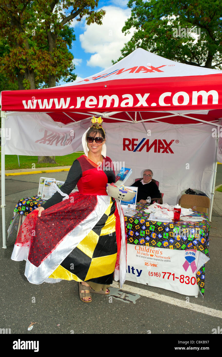 Remax hi-res stock photography and images - Alamy