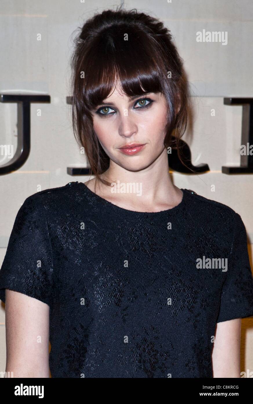 Felicity jones arrivals burberry body hi-res stock photography and images -  Alamy